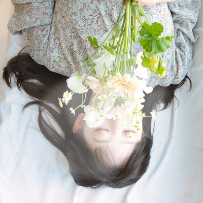 Momentのジャケット写真