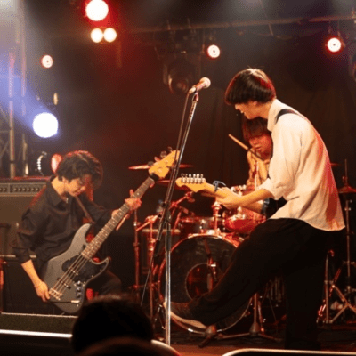 18歳のジャケット写真