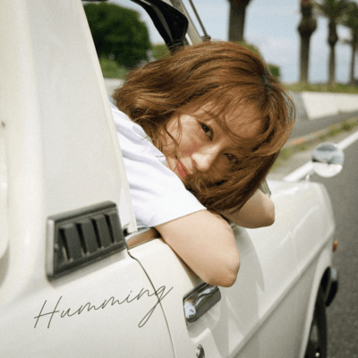 Humming Front Cover
