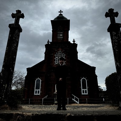 monophone Front Cover