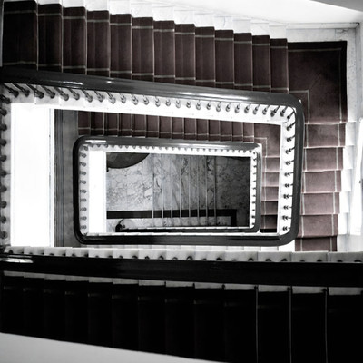 bad news travels fast to Lushun Front Cover