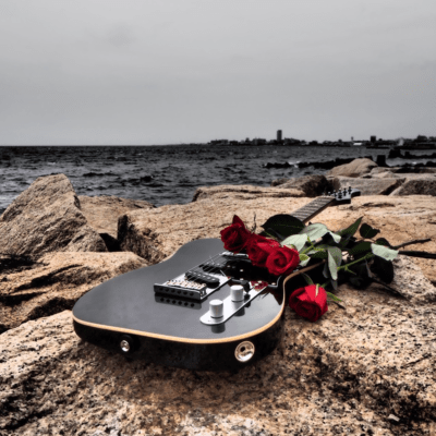 Guitar'n Rose Front Cover