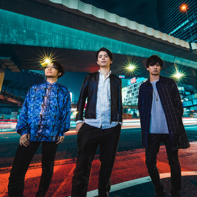 Distance Front Cover