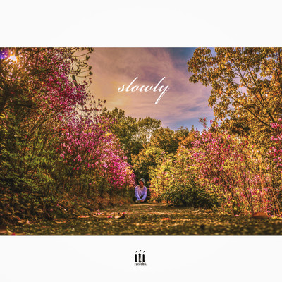 slowly (feat. RUSY)のジャケット写真