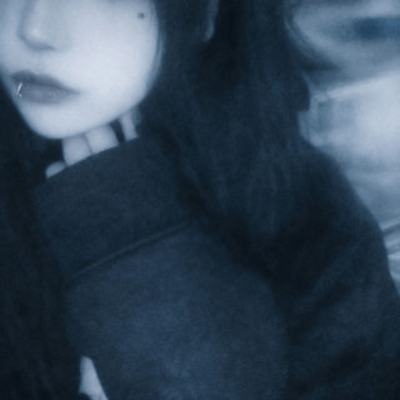 Chiisaikotomokizamunouni Front Cover