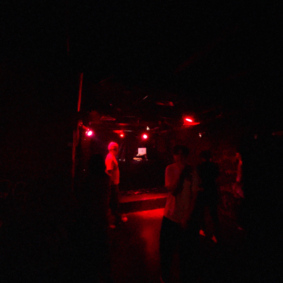 YILのジャケット写真