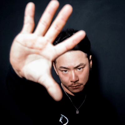 nakedのジャケット写真