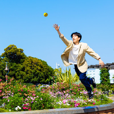 弾んだボールのジャケット写真