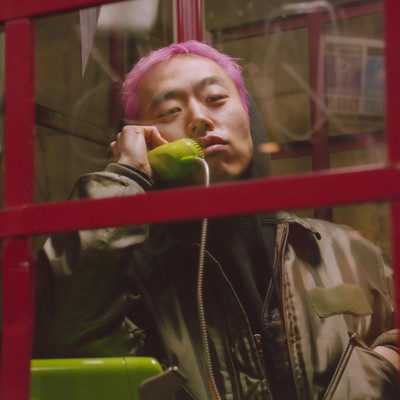 love too muchのジャケット写真