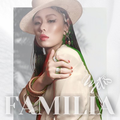 familia Front Cover