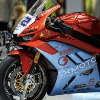 ZXMOTO820RR Front Cover