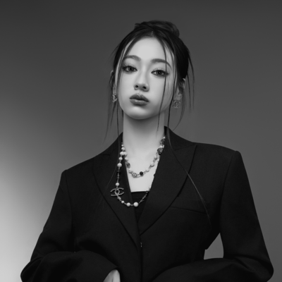 Womanのジャケット写真