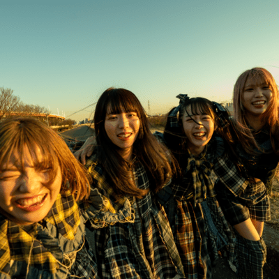 Daremo Anatawo Warawanai Front Cover