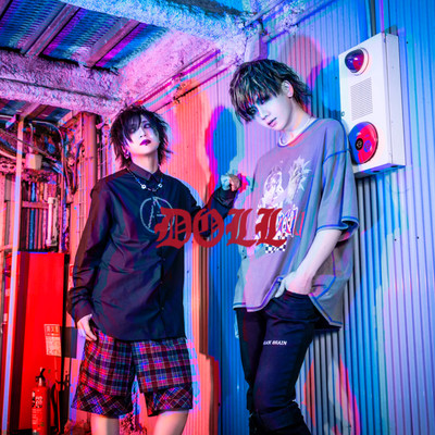 DOLLのジャケット写真