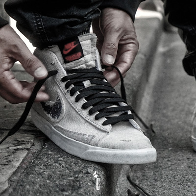 Go way (feat. MoNa a.k.a Sad Girl) Front Cover