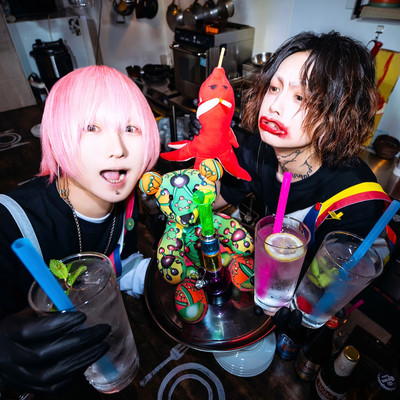 two sidesのジャケット写真
