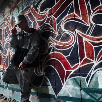 Livi'n life Front Cover