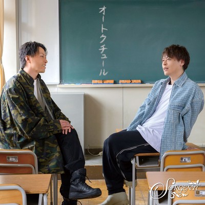 オートクチュールのジャケット写真