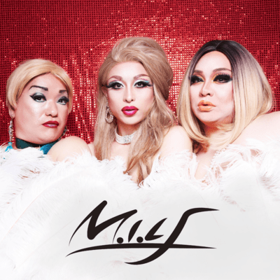 Who am I...?のジャケット写真