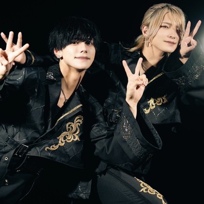 nedaxtute Front Cover