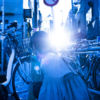 UNDER THE SUNのジャケット写真