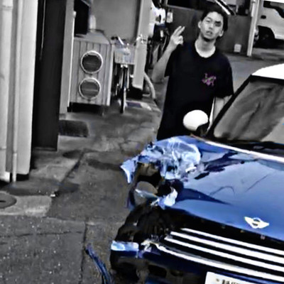 73 thoughts (feat. DOLLYDILLON)のジャケット写真