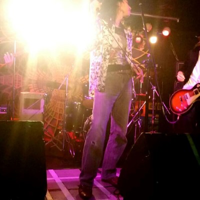 There's a Showのジャケット写真