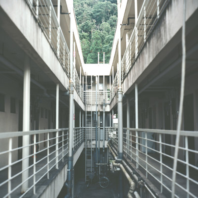 汚す朝のジャケット写真