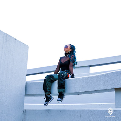 BADASS (feat. KIRA)のジャケット写真