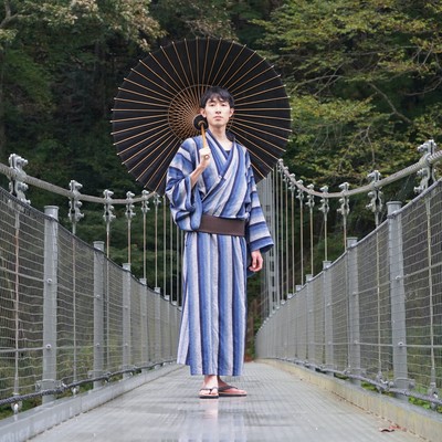 思い出は通り雨のジャケット写真