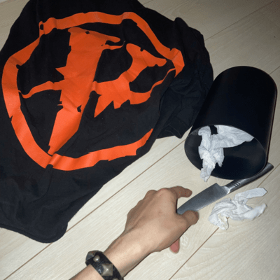 vlone (evenwithU) Front Cover